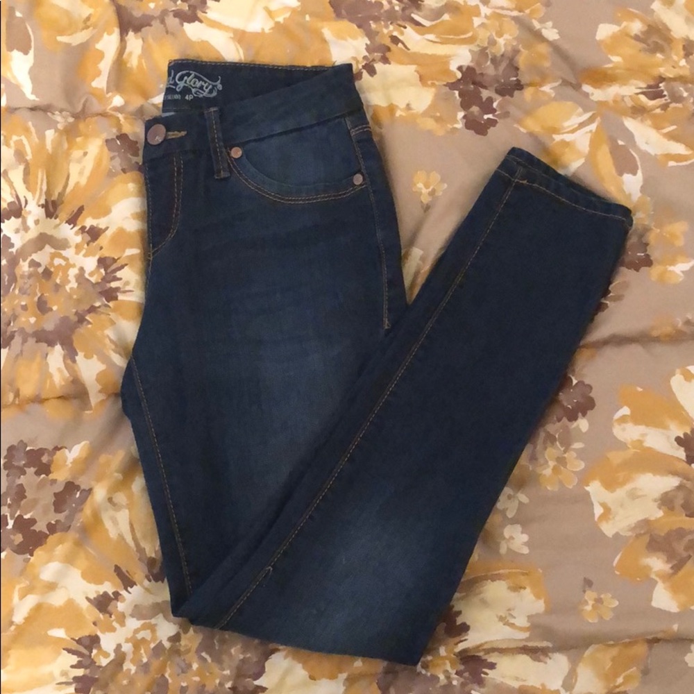 Faded Glory Size 4P
